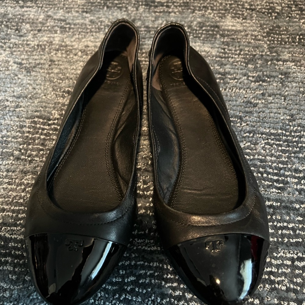Women’s black Tory Burch ballet flat size 9